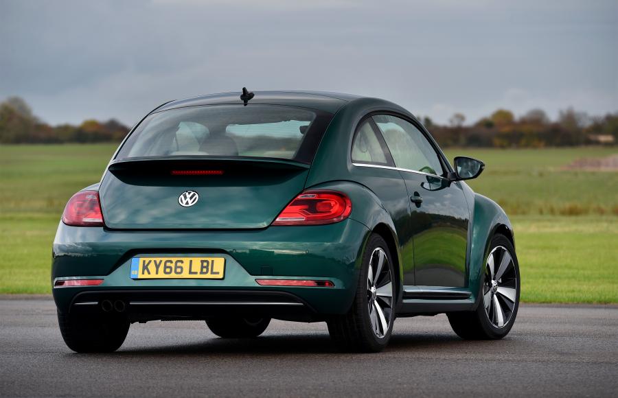  Volkswagen Beetle 2016 года  (UK) (фото 23 из 26)